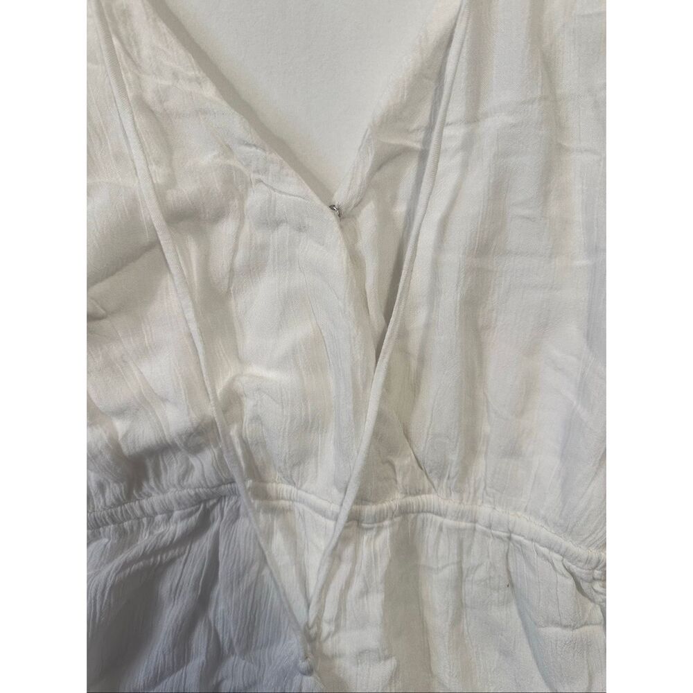 Lovers + Friends White Plunge Romper Open Back Revolve Size S - Picture 4 of 7